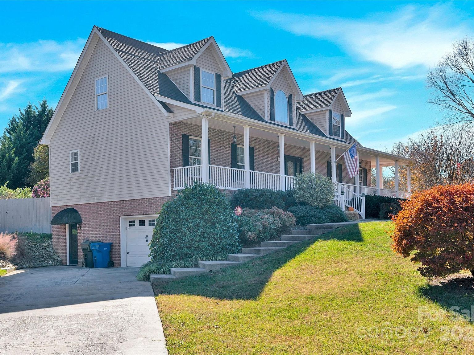 2441 27th Avenue Cir NE Hickory, NC 28601 - Thumbnail 5