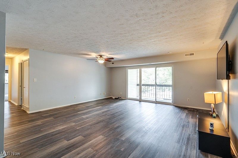 2995 N Bay Dr APT I14 Westlake, OH 44145 - Thumbnail 5