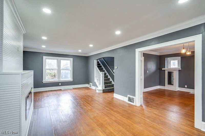 10218 Joan Ave Cleveland, OH 44111 - Thumbnail 5