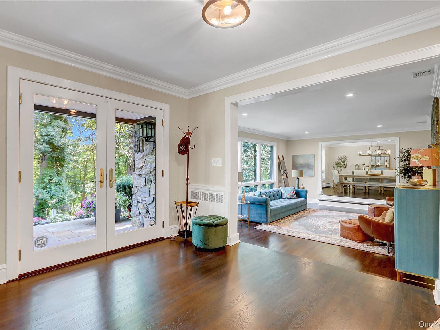 339 Meadow Ln Mill Neck, NY 11765 - Thumbnail 5