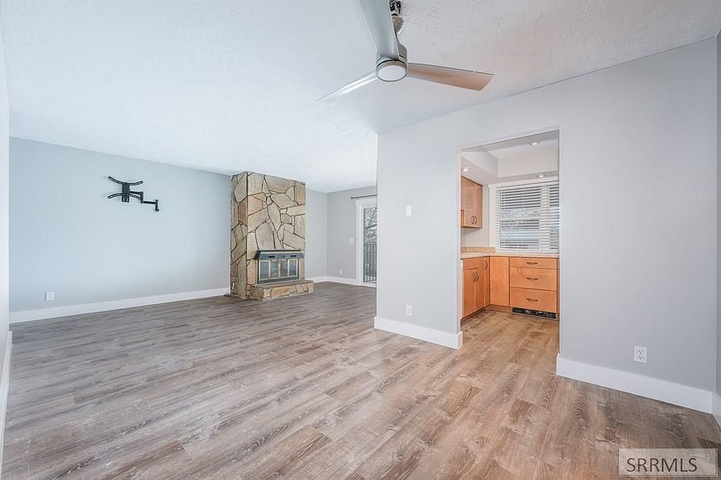 1446 S Woodruff Ave Idaho Falls, ID 83404 - Thumbnail 5