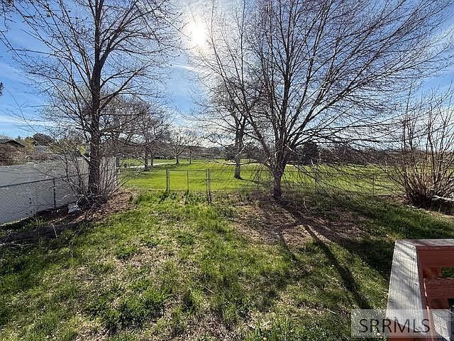 379 Fairway Dr Pocatello, ID 83201 - Thumbnail 5