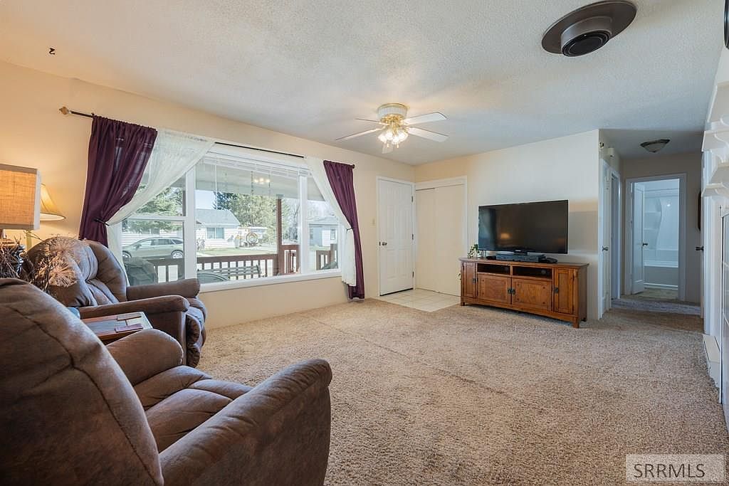335 Augusta Dr Arco, ID 83213 - Thumbnail 5
