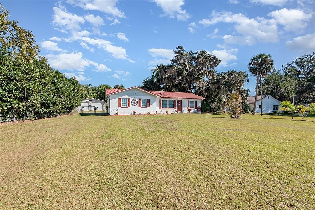 404 E Grand Rondo Crescent City, FL 32112 - Thumbnail 5