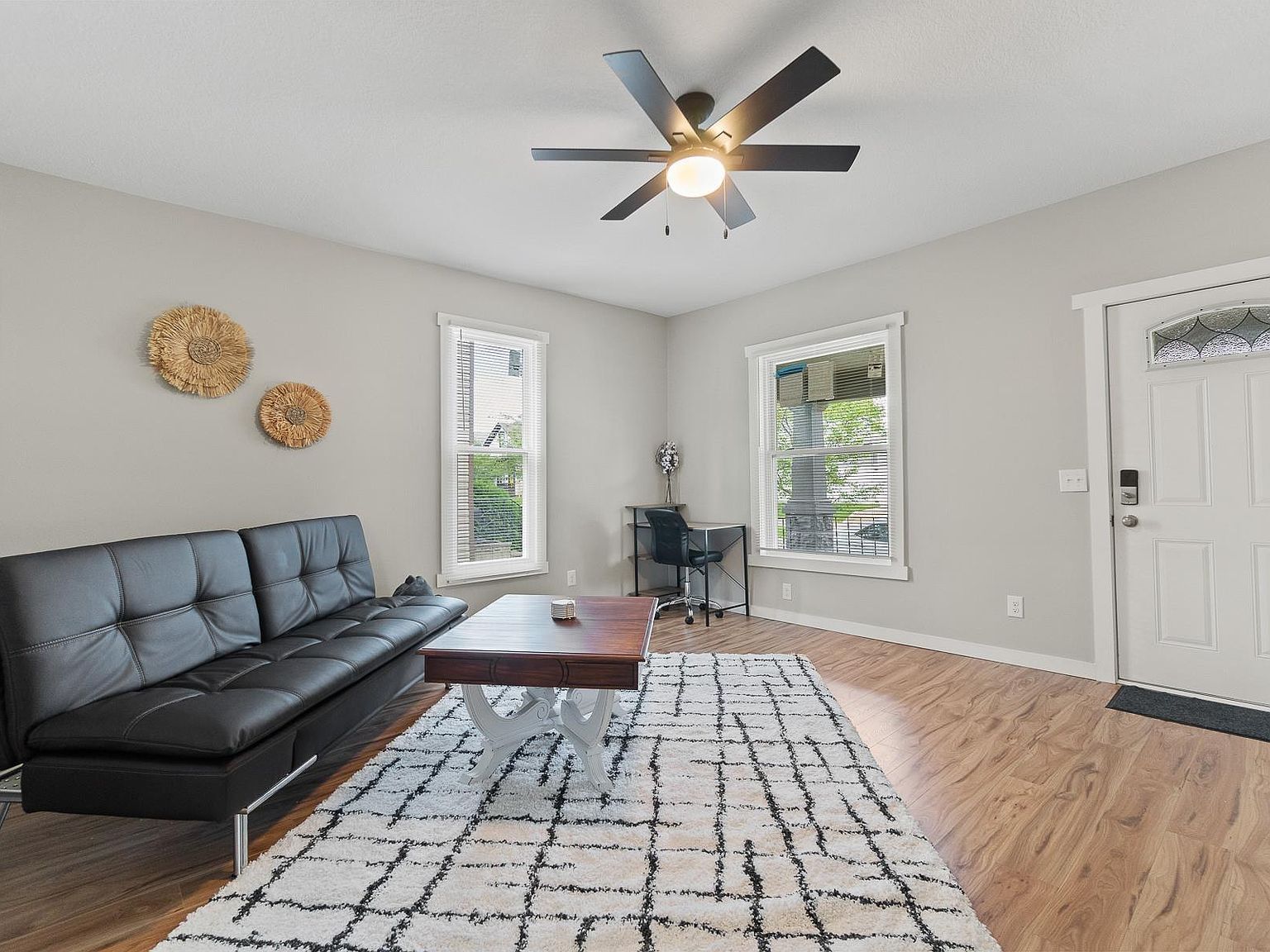 517 Lavina St Fort Wayne, IN 46802 - Thumbnail 5