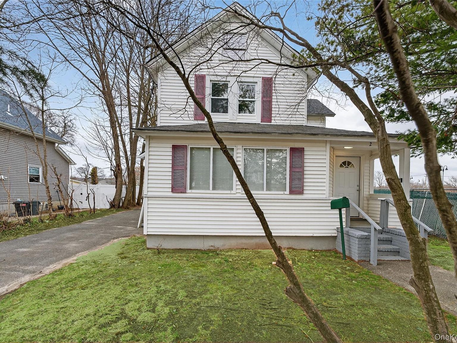 21 Maple Ave Port Jefferson Station, NY 11776 - Thumbnail 5