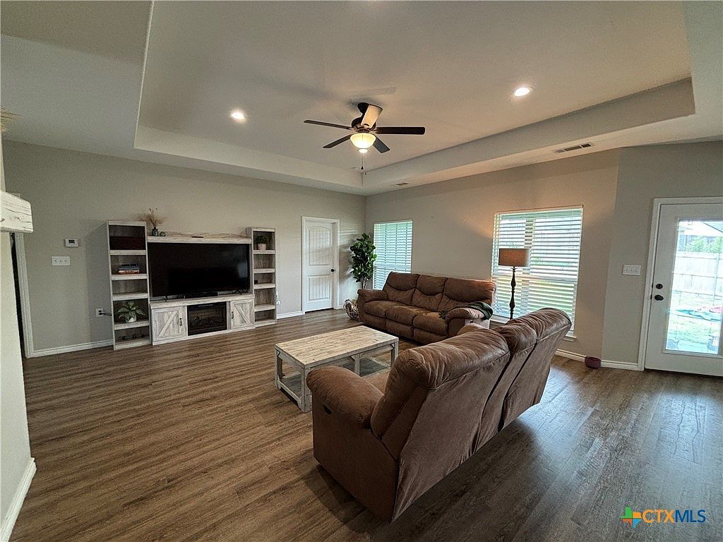 1313 Sandstone Cv Lampasas, TX 76550 - Thumbnail 5