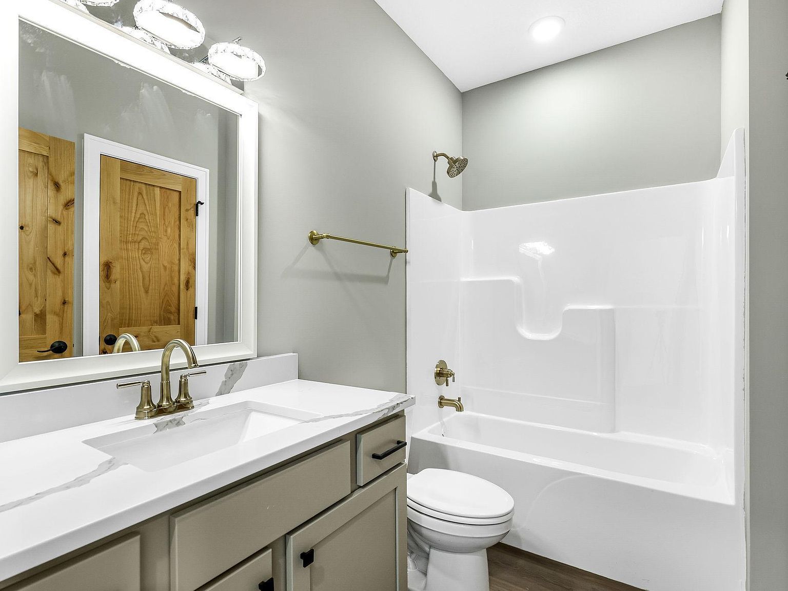 31706 Madison Rd Lindstrom, MN 55045 - Thumbnail 5