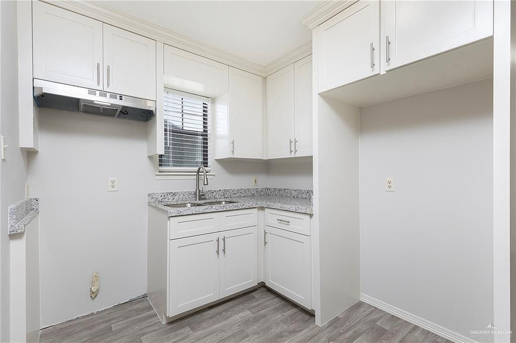 2205 W Corpus Christi Dr Weslaco, TX 78599 - Thumbnail 5