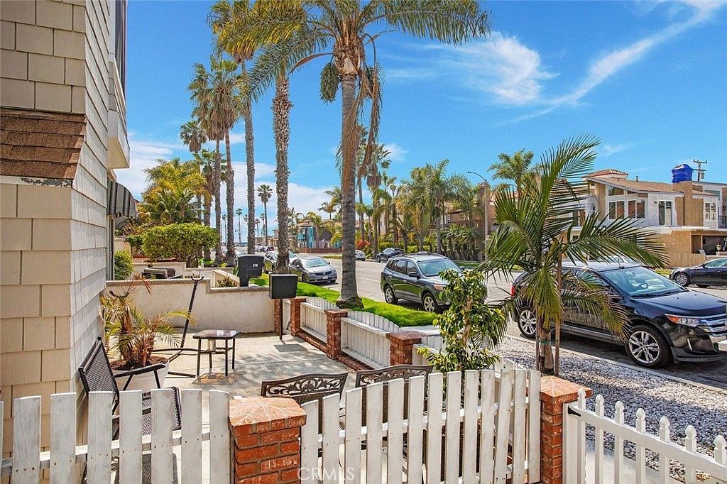 222 17th St Huntington Beach, CA 92648 - Thumbnail 5