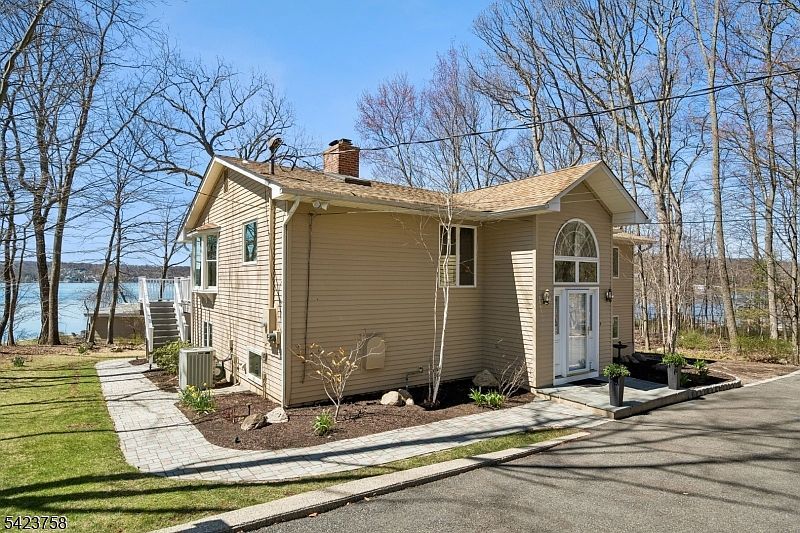 201 S New Jersey Ave Lake Hopatcong, NJ 07849 - Thumbnail 5