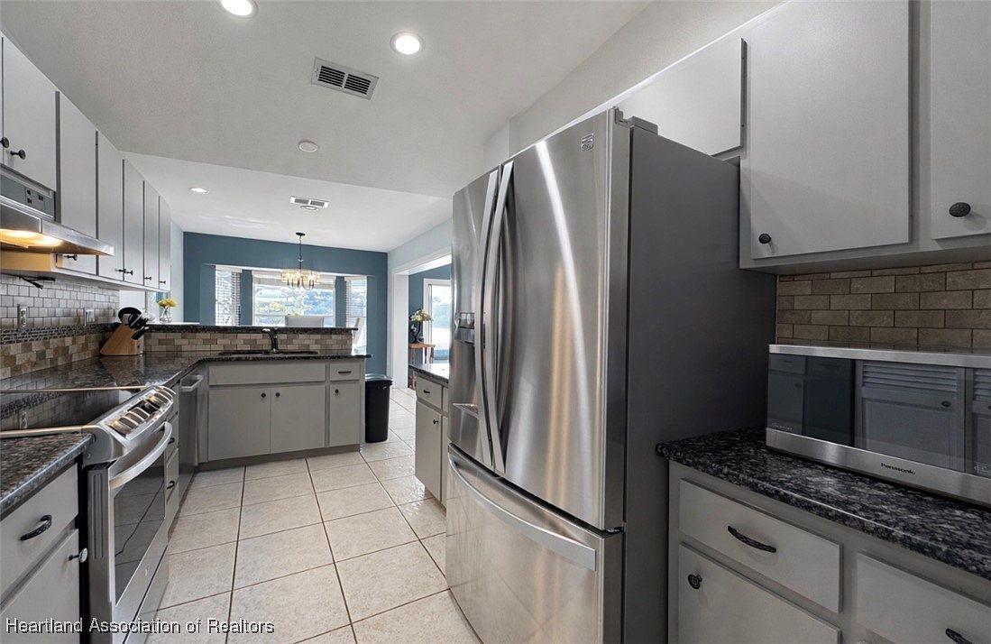 18 Victory Way Lake Placid, FL 33852 - Thumbnail 5