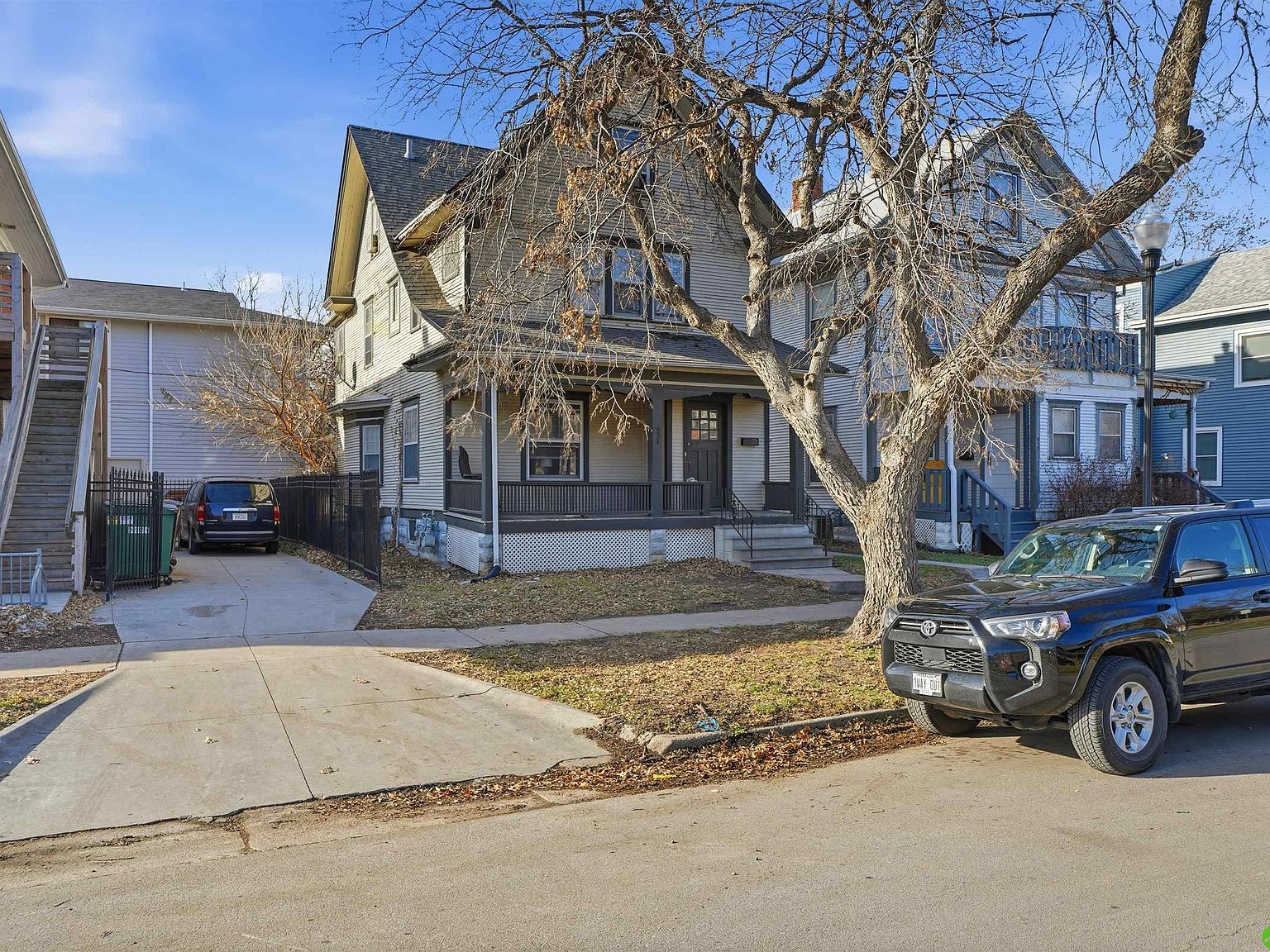 925/929 Goodhue Blvd Lincoln, NE 68508 - Thumbnail 5