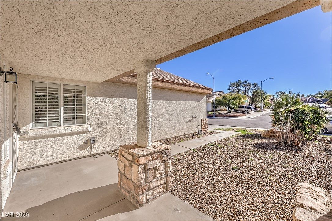 213 Sea Bluff Dr Henderson, NV 89002 - Thumbnail 5