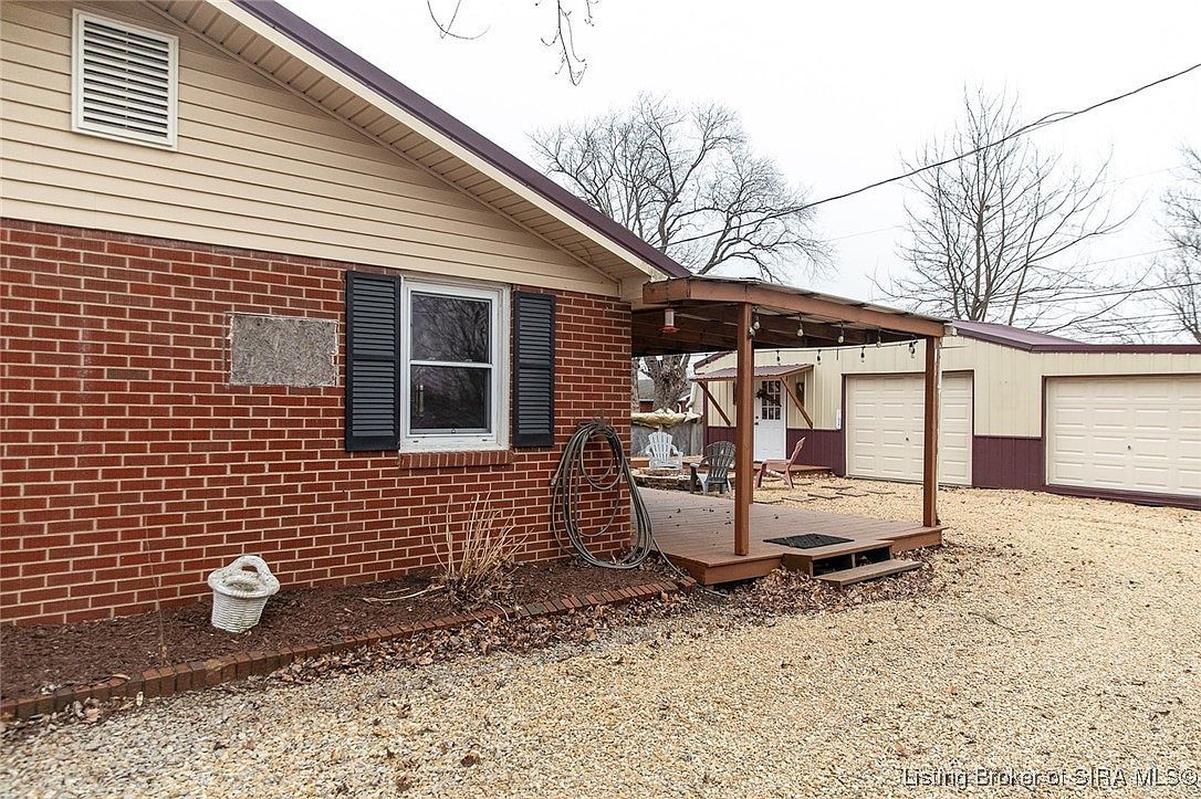 216 Smith Ln Hanover, IN 47243 - Thumbnail 5