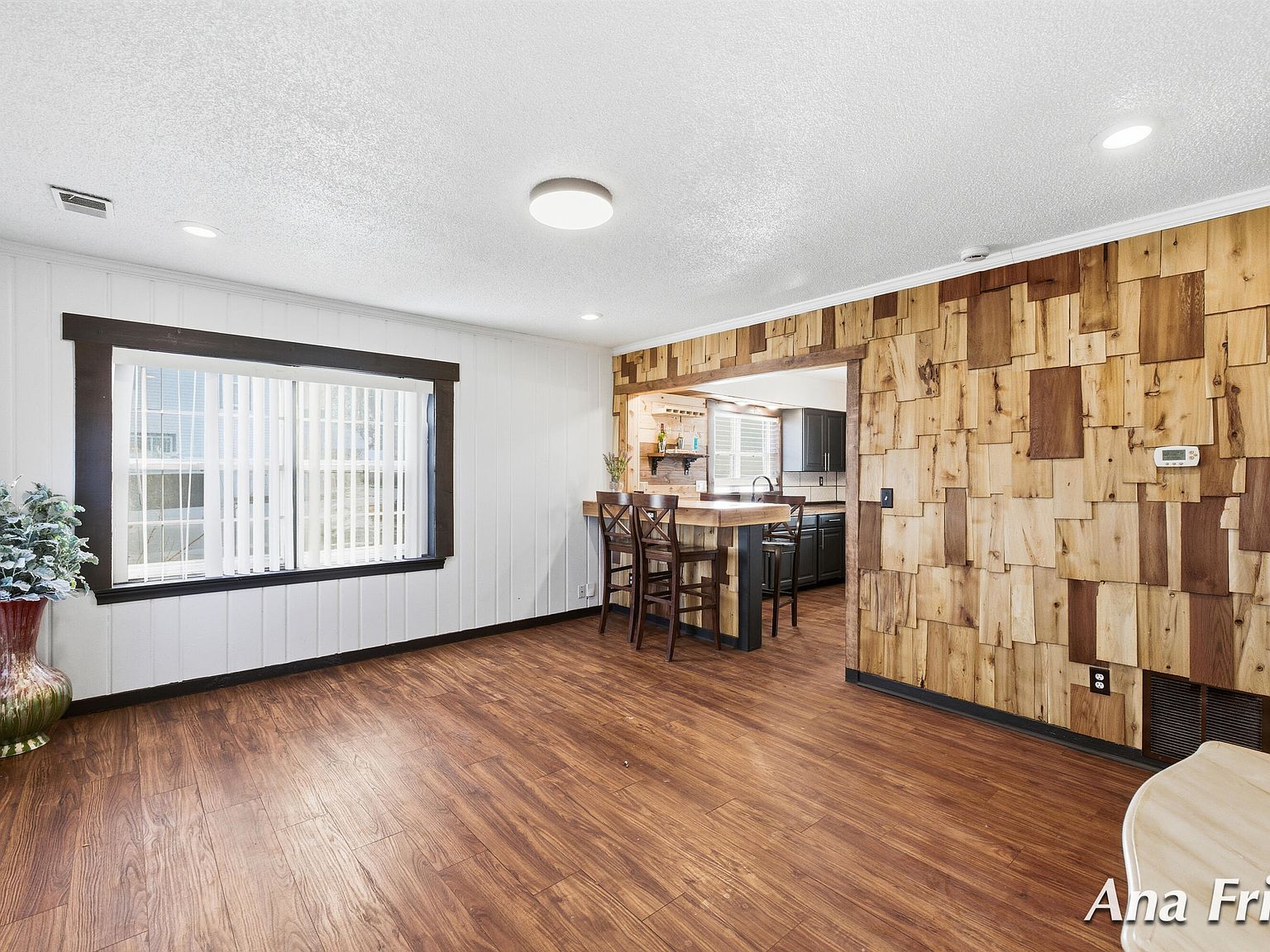 3755 Jefferson Ave SE Wyoming, MI 49548 - Thumbnail 5