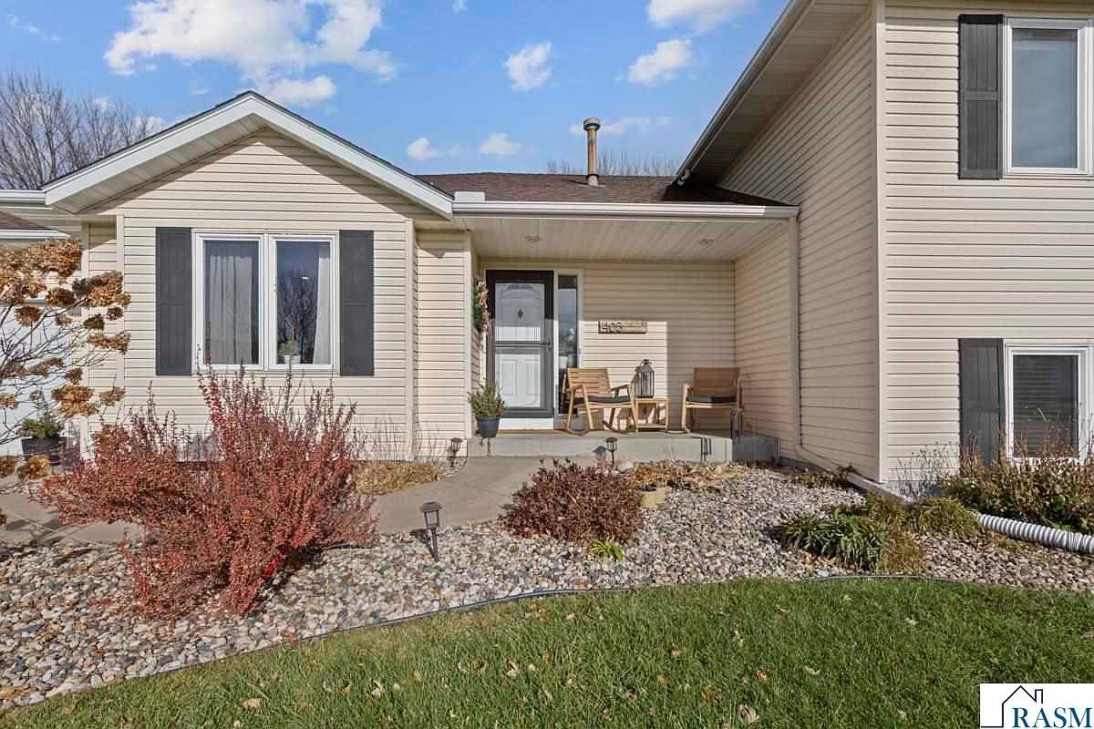 405 Thomas Dr Eagle Lake, MN 56024 - Thumbnail 5