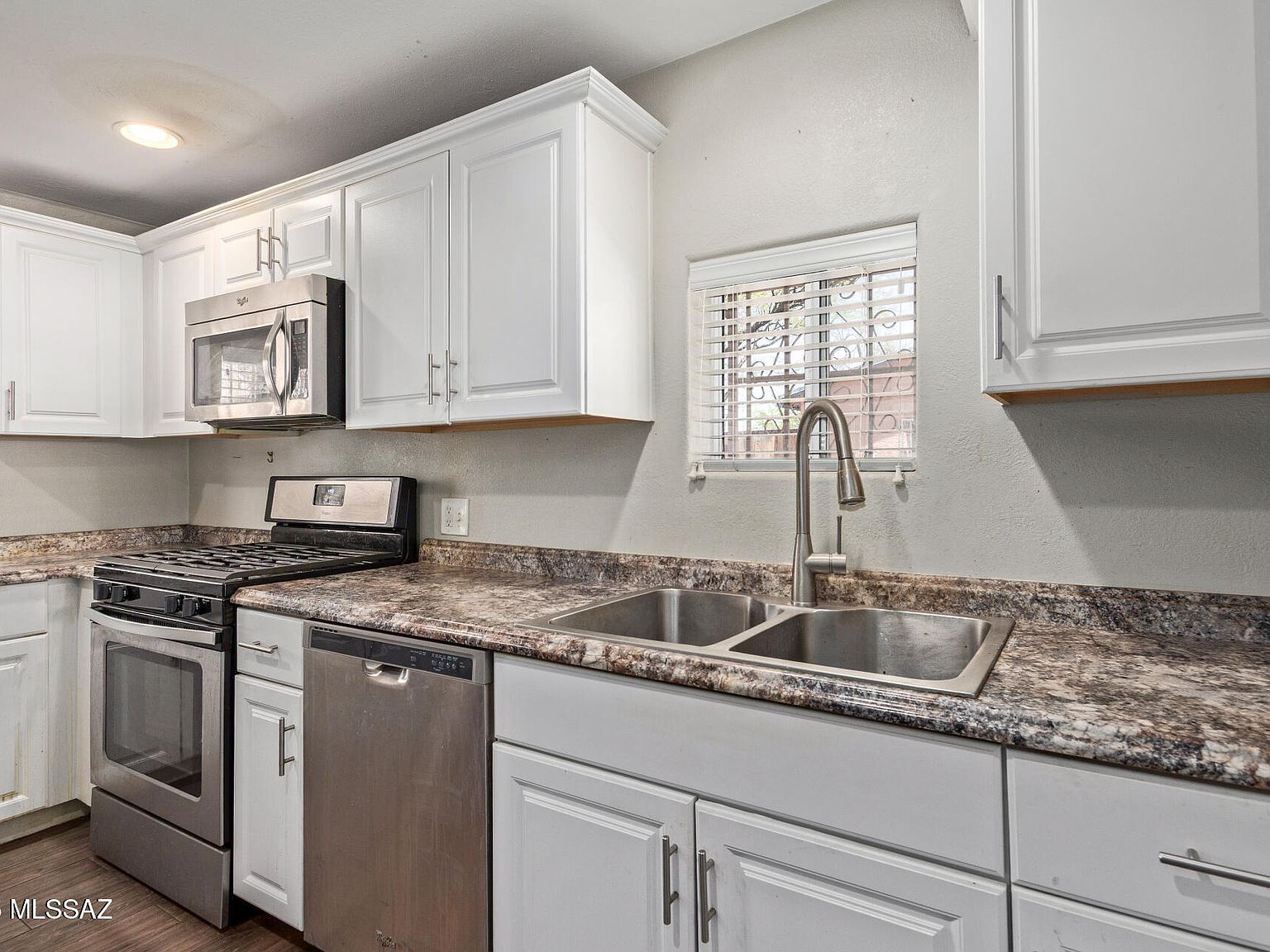 2113 N Belvedere Ave Tucson, AZ 85712 - Thumbnail 5