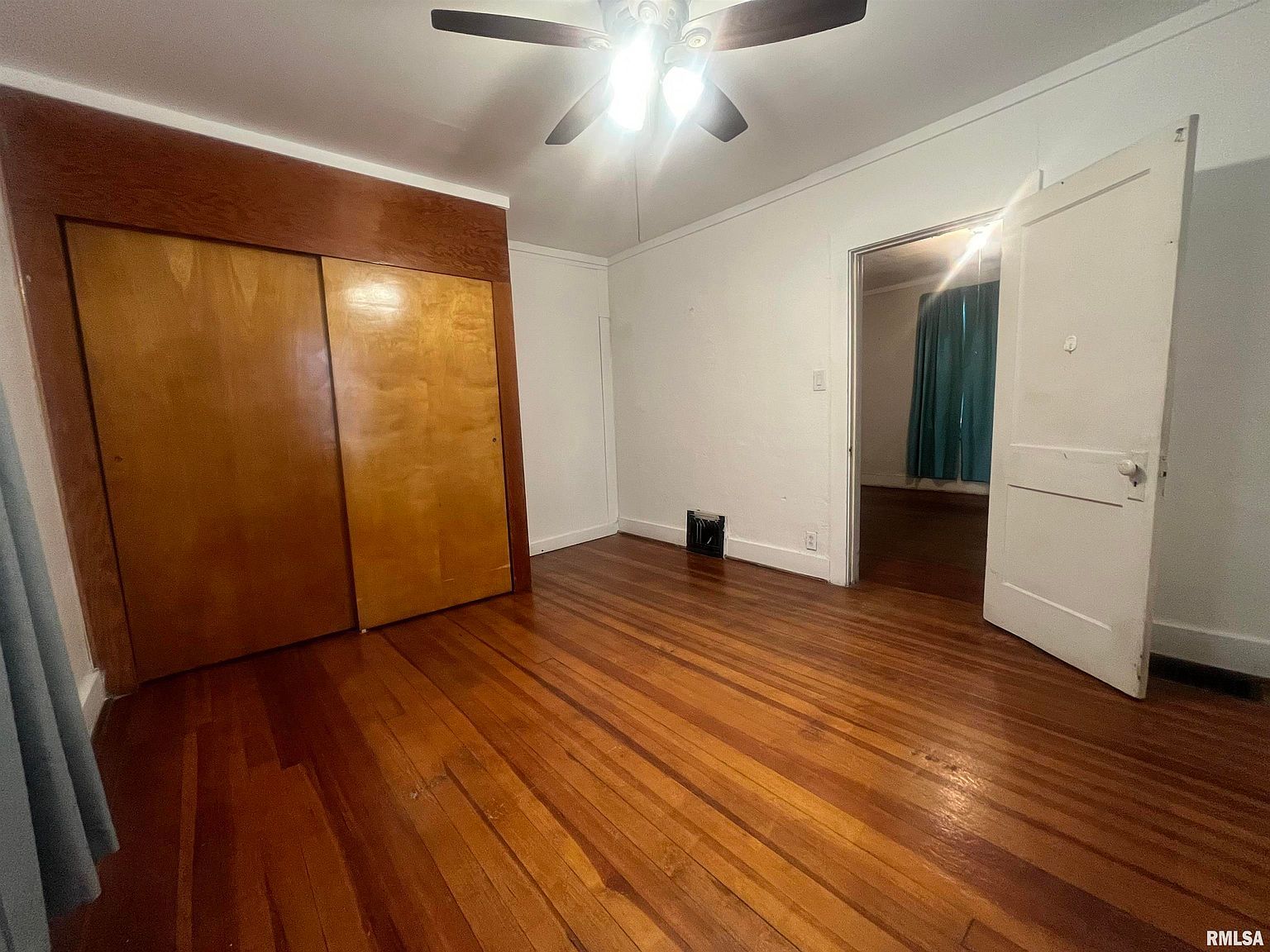 1942 S 11th St Springfield, IL 62703 - Thumbnail 5