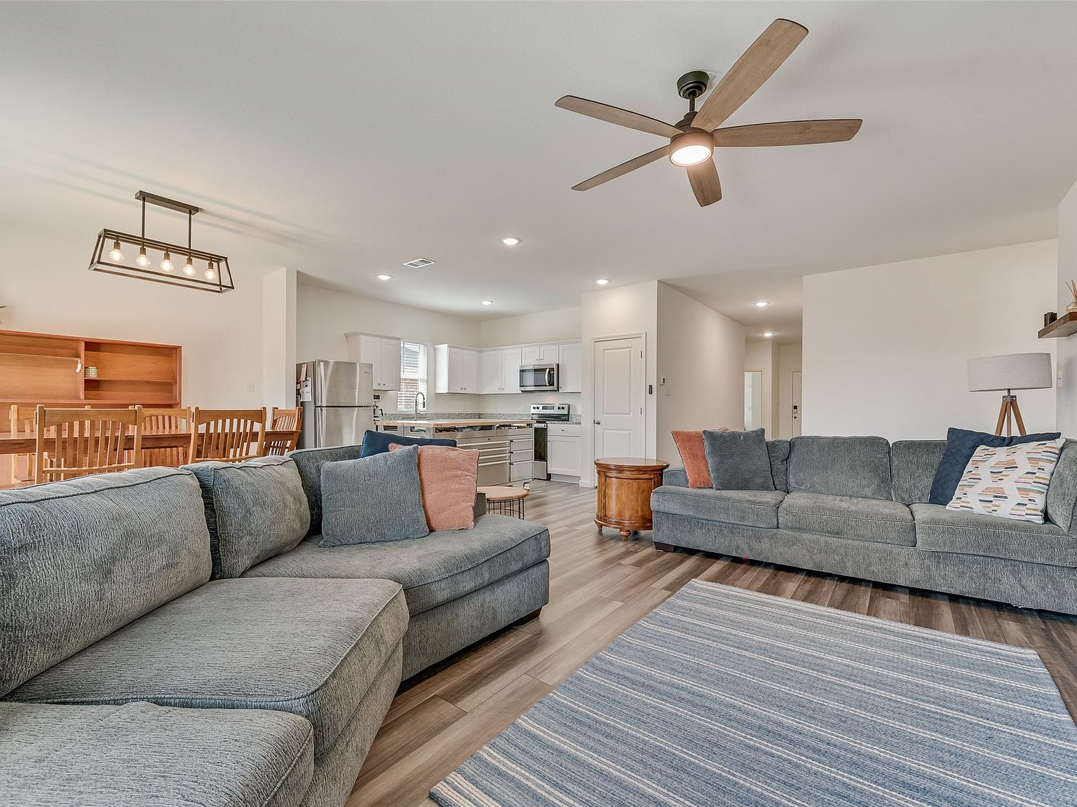 2544 Sanders Creek Dr Red Oak, TX 75154 - Thumbnail 5