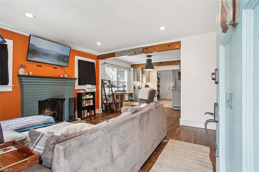 1917 Lindale St Hampton, VA 23661 - Thumbnail 5