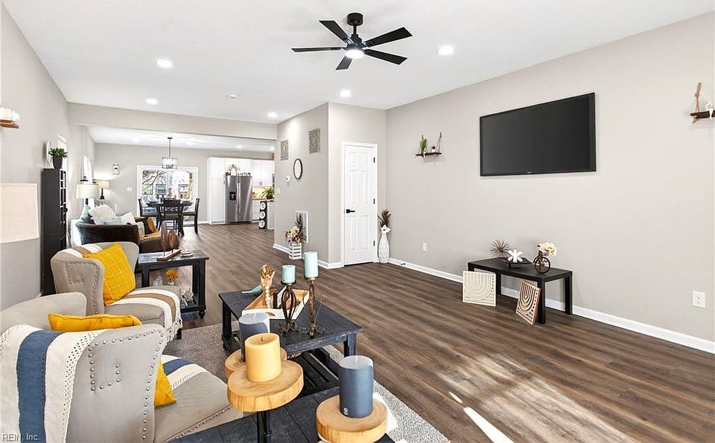 1034 Hannah St Norfolk, VA 23505 - Thumbnail 5