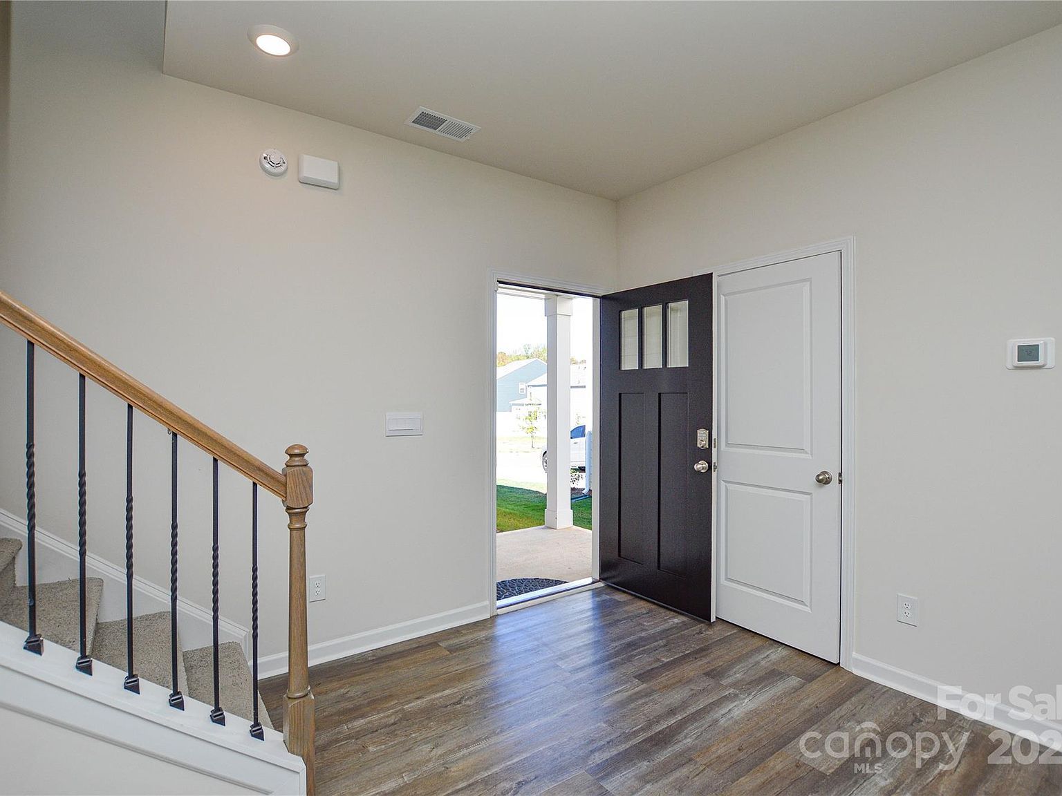 878 Two Brothers Ln York, SC 29745 - Thumbnail 5