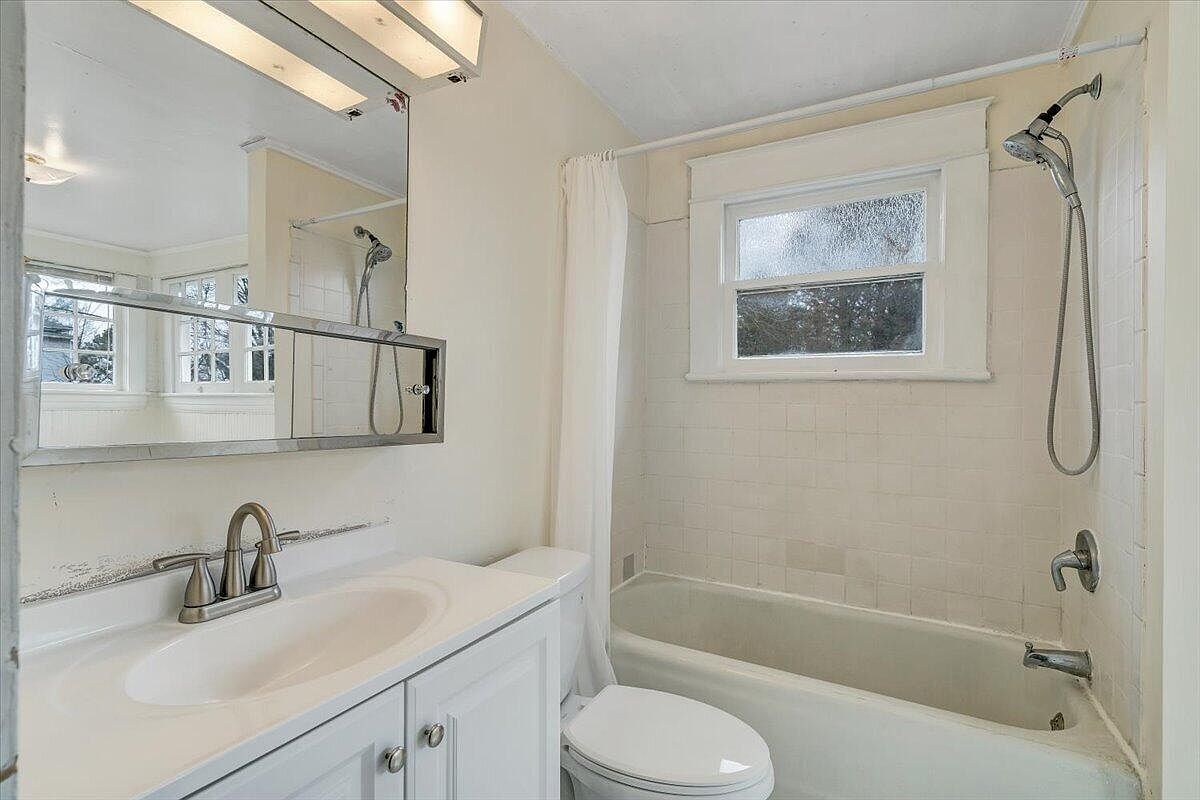 2117 Brandon Ave SW Roanoke, VA 24015 - Thumbnail 5