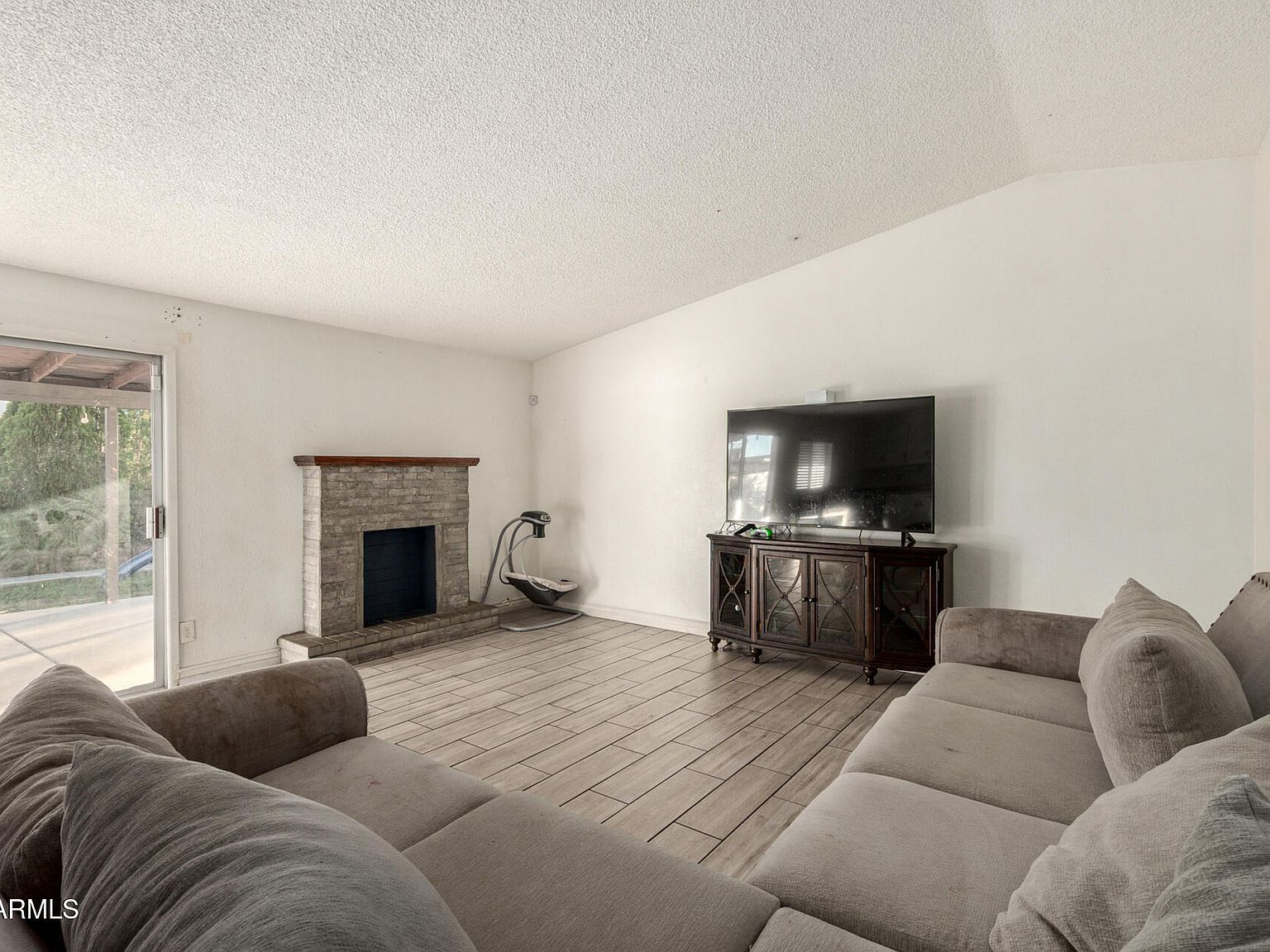 8001 W College Dr Phoenix, AZ 85033 - Thumbnail 5