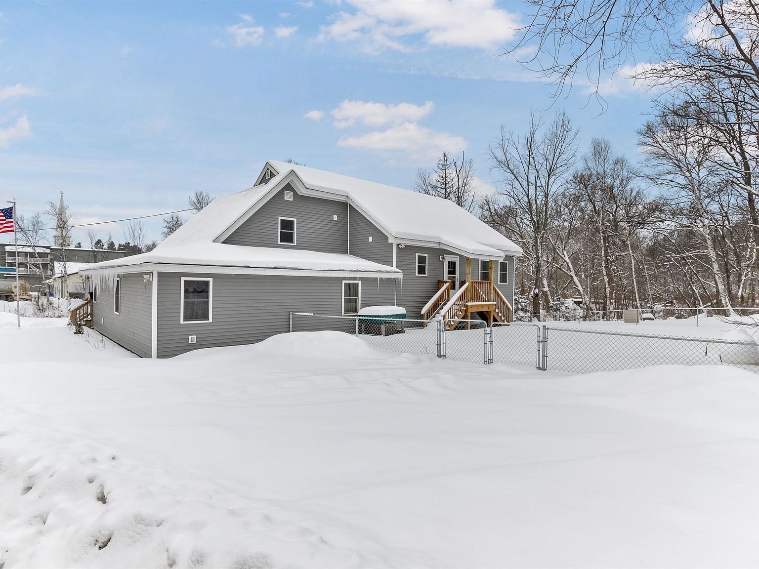 169 Main St Colebrook, NH 03576 - Thumbnail 5
