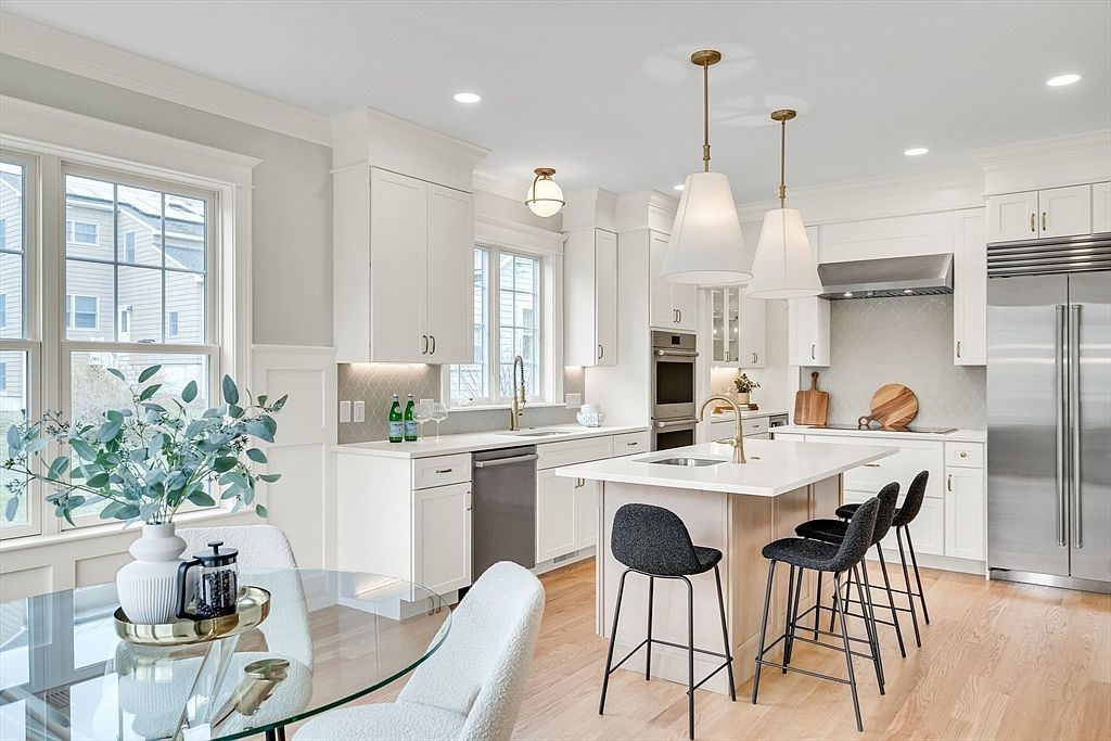 232 Lincoln St Lexington, MA 02421 - Thumbnail 5
