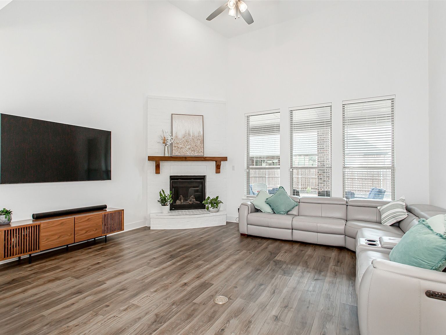 1516 Lantana Ave Aubrey, TX 76227 - Thumbnail 5