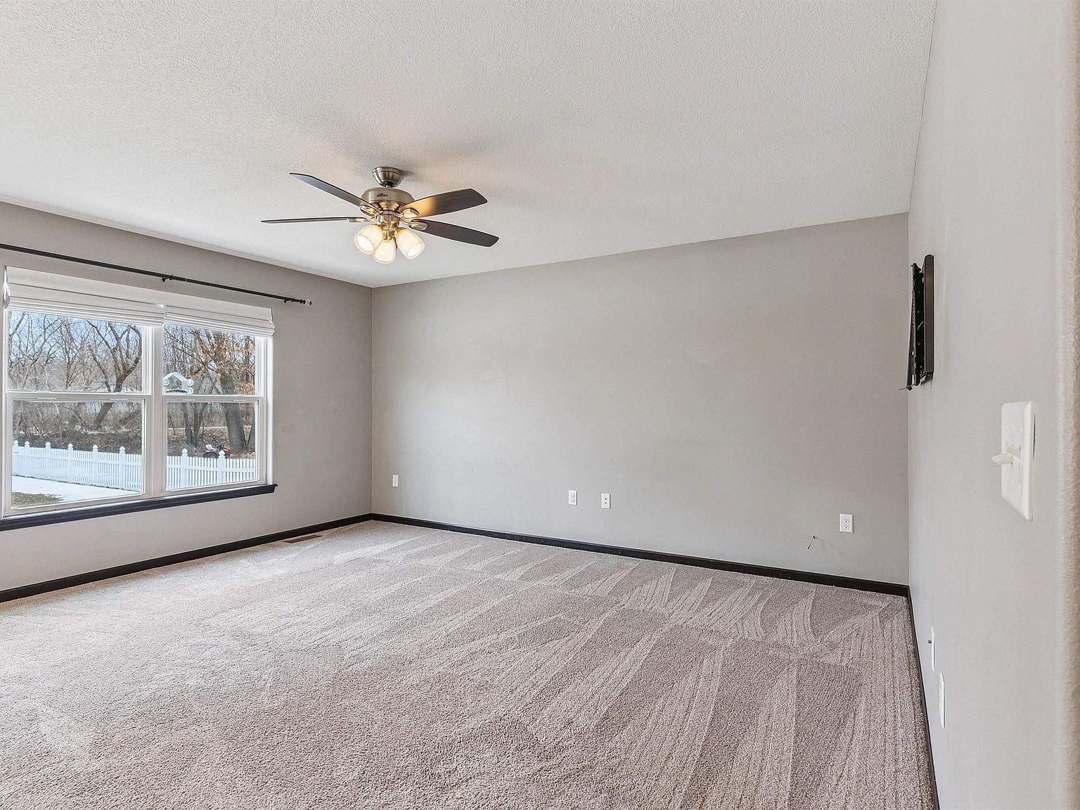 1203 Fran St Evansdale, IA 50707 - Thumbnail 5