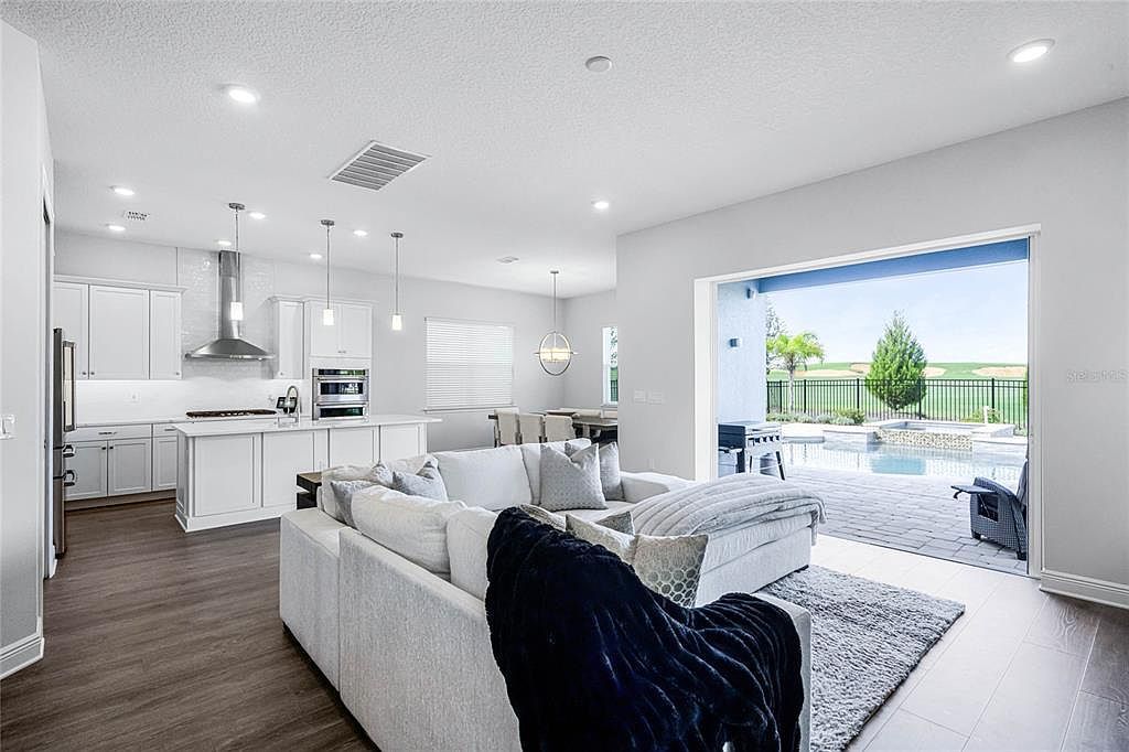 15734 Vetta Dr Montverde, FL 34756 - Thumbnail 5