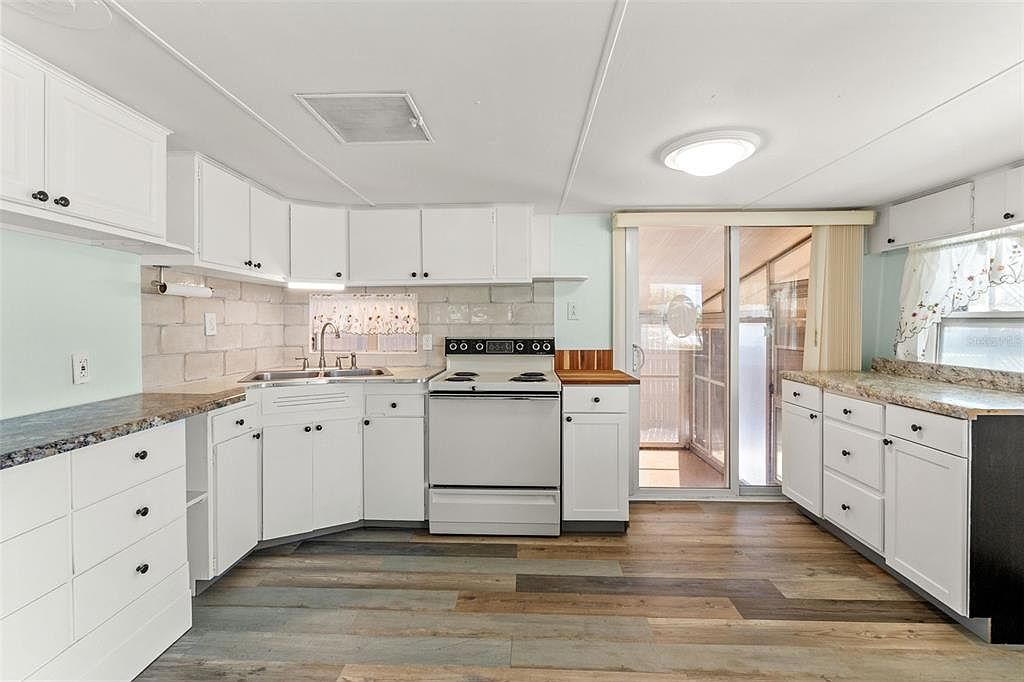 1934 Shady Cove Dr Holiday, FL 34691 - Thumbnail 5