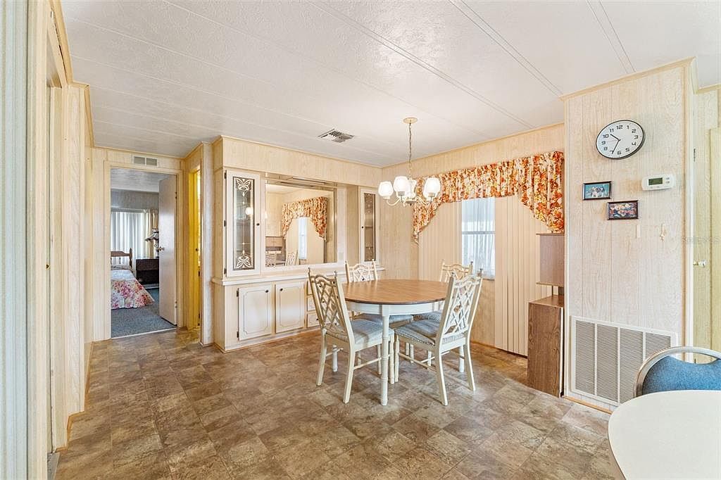 2127 Kahala Dr Holiday, FL 34691 - Thumbnail 5