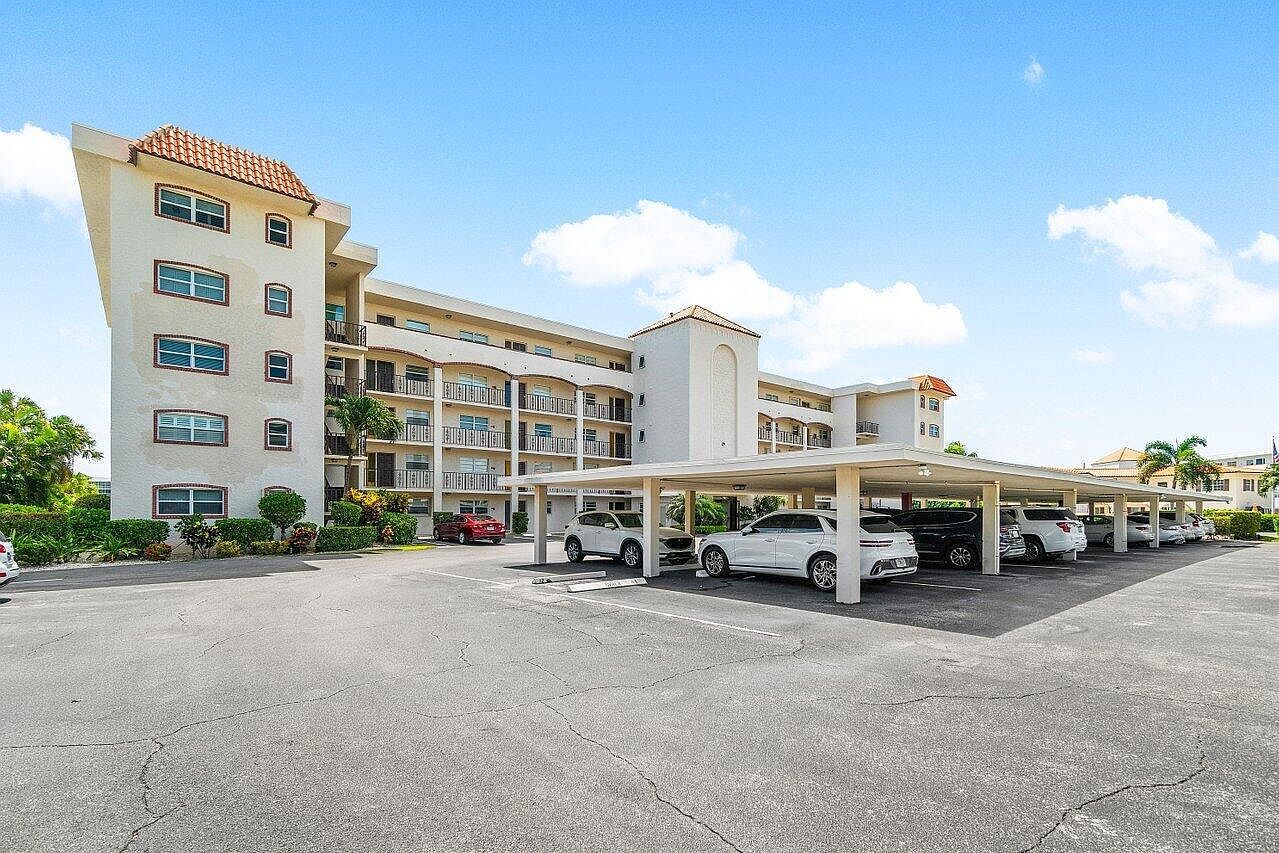 29 Yacht Club Dr APT 404 North Palm Beach, FL 33408 - Thumbnail 5