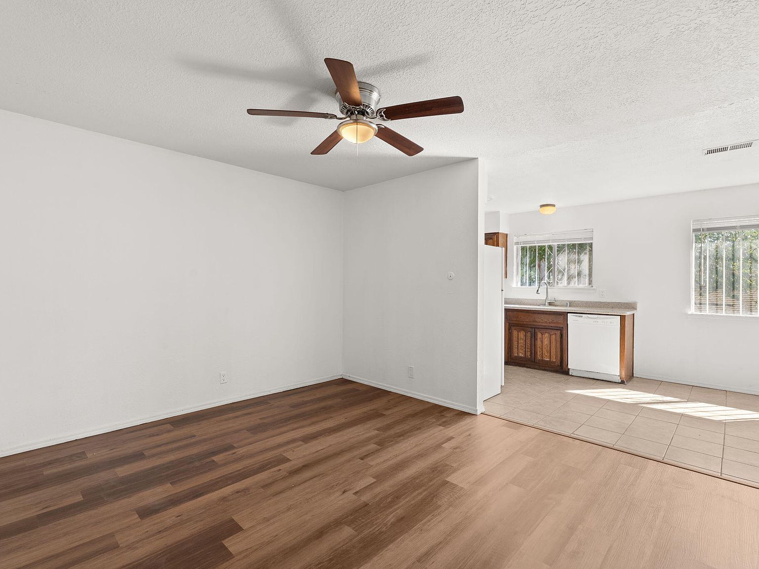 244 Avalon Pl NW Albuquerque, NM 87105 - Thumbnail 5