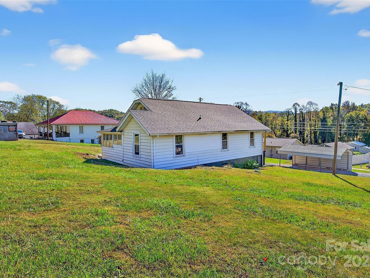 360 Old Catawba River Rd Old Fort, NC 28762 - Thumbnail 5