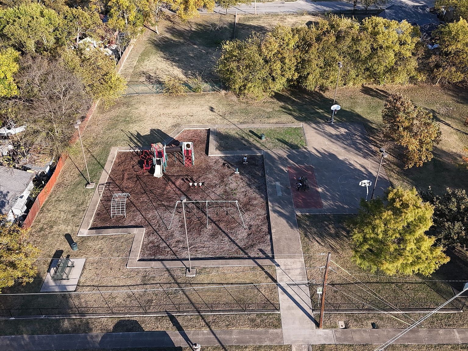 4009 Hammerly Dr Dallas, TX 75212 - Thumbnail 5