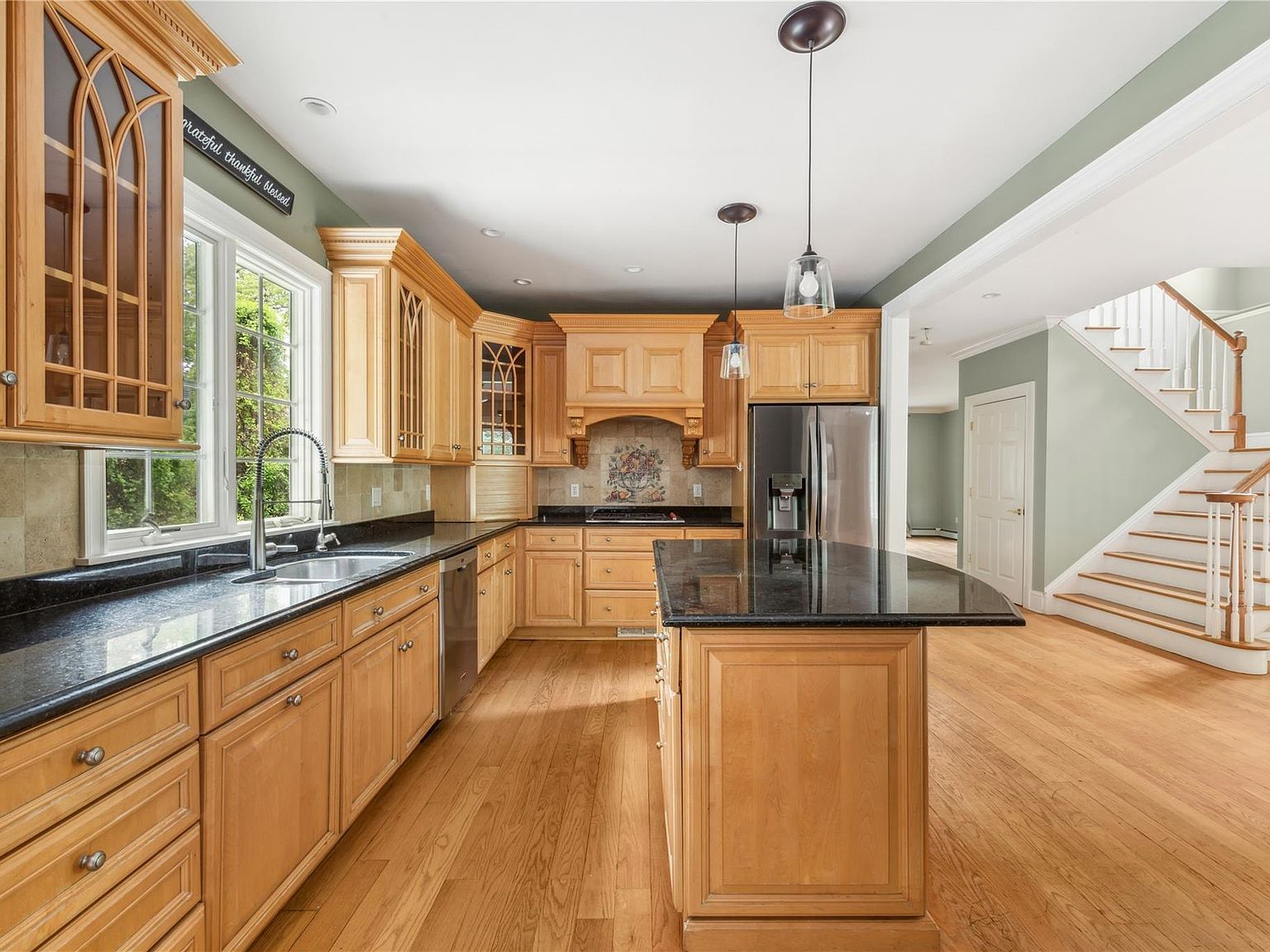 1 Howe Cir Bedford Hills, NY 10507 - Thumbnail 5