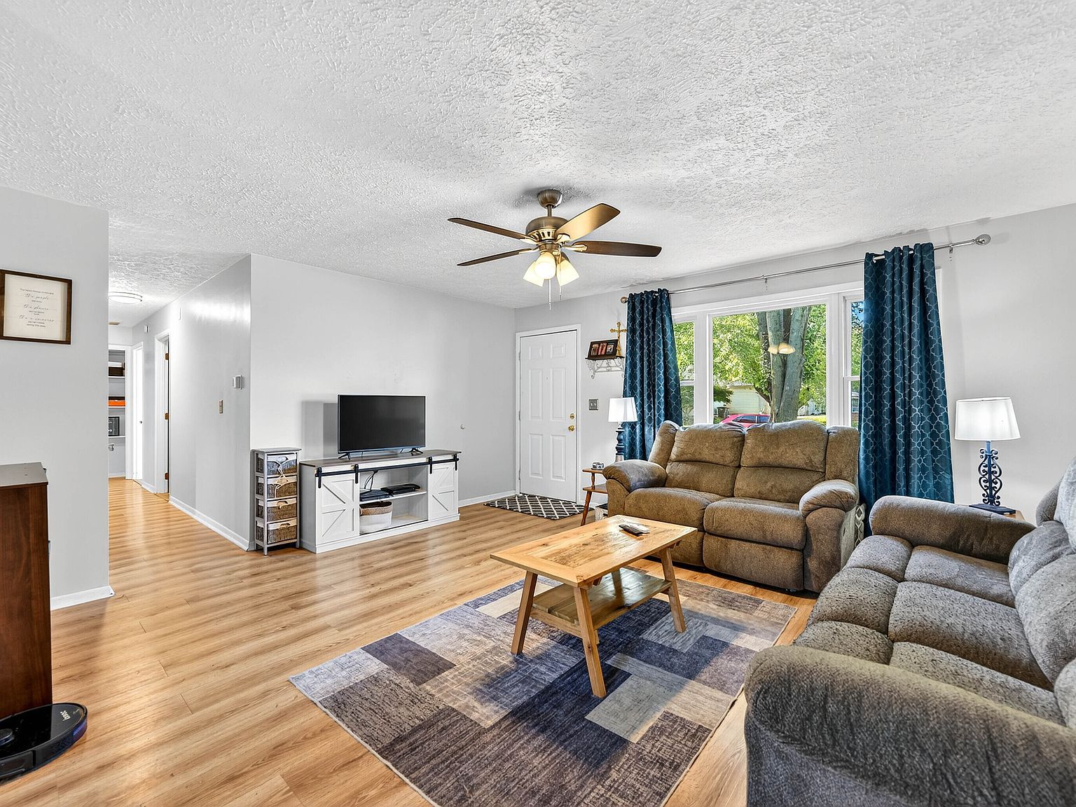 656 Berkshire Dr Seymour, IN 47274 - Thumbnail 5