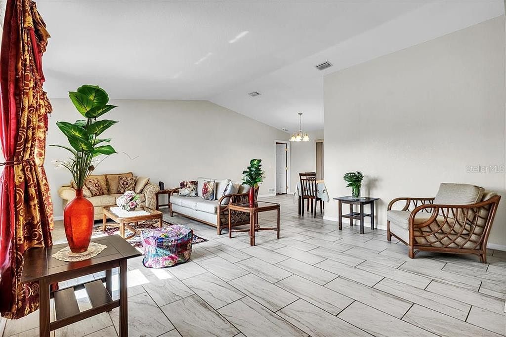 1726 Blue Lake Cir Punta Gorda, FL 33983 - Thumbnail 5