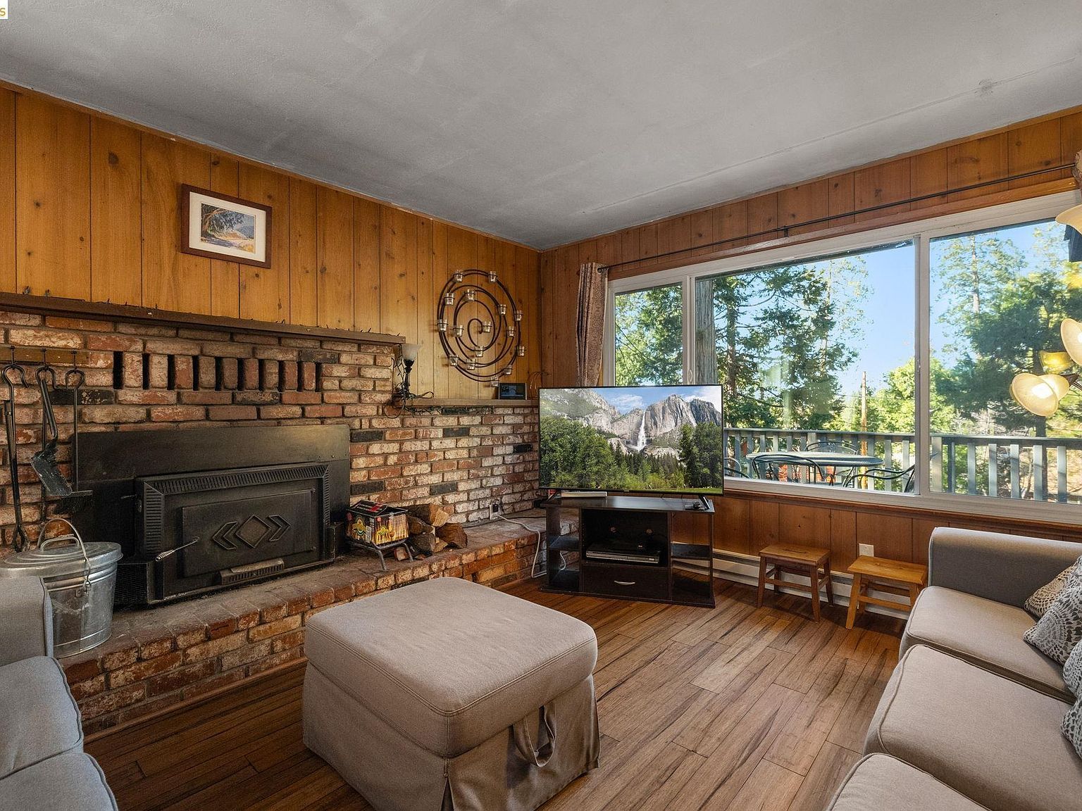 24363 Jeanita Ln Mi Wuk Village, CA 95346 - Thumbnail 5