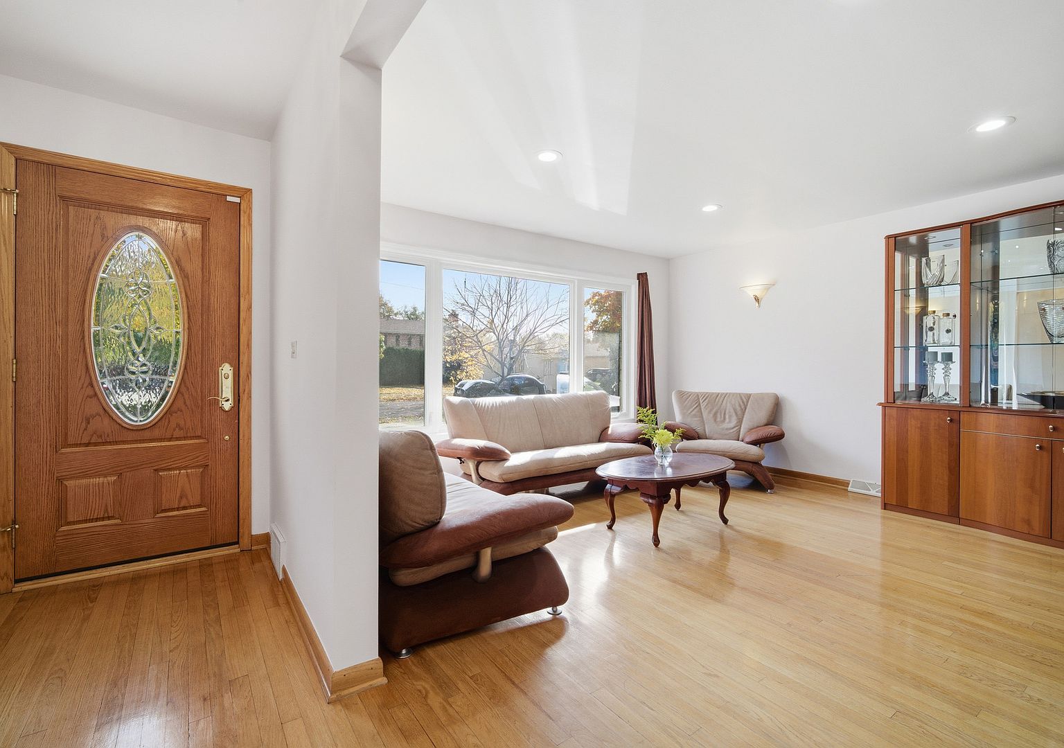 6228 N Forest Glen Ave Chicago, IL 60646 - Thumbnail 5