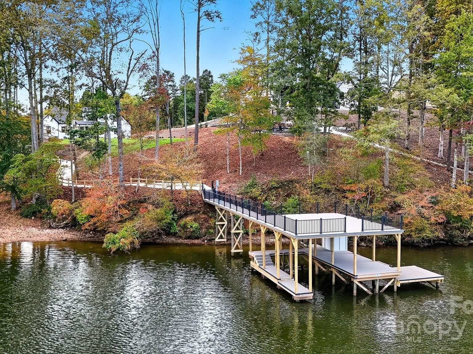 5764 Lake Pointe Dr Hickory, NC 28630 - Thumbnail 5