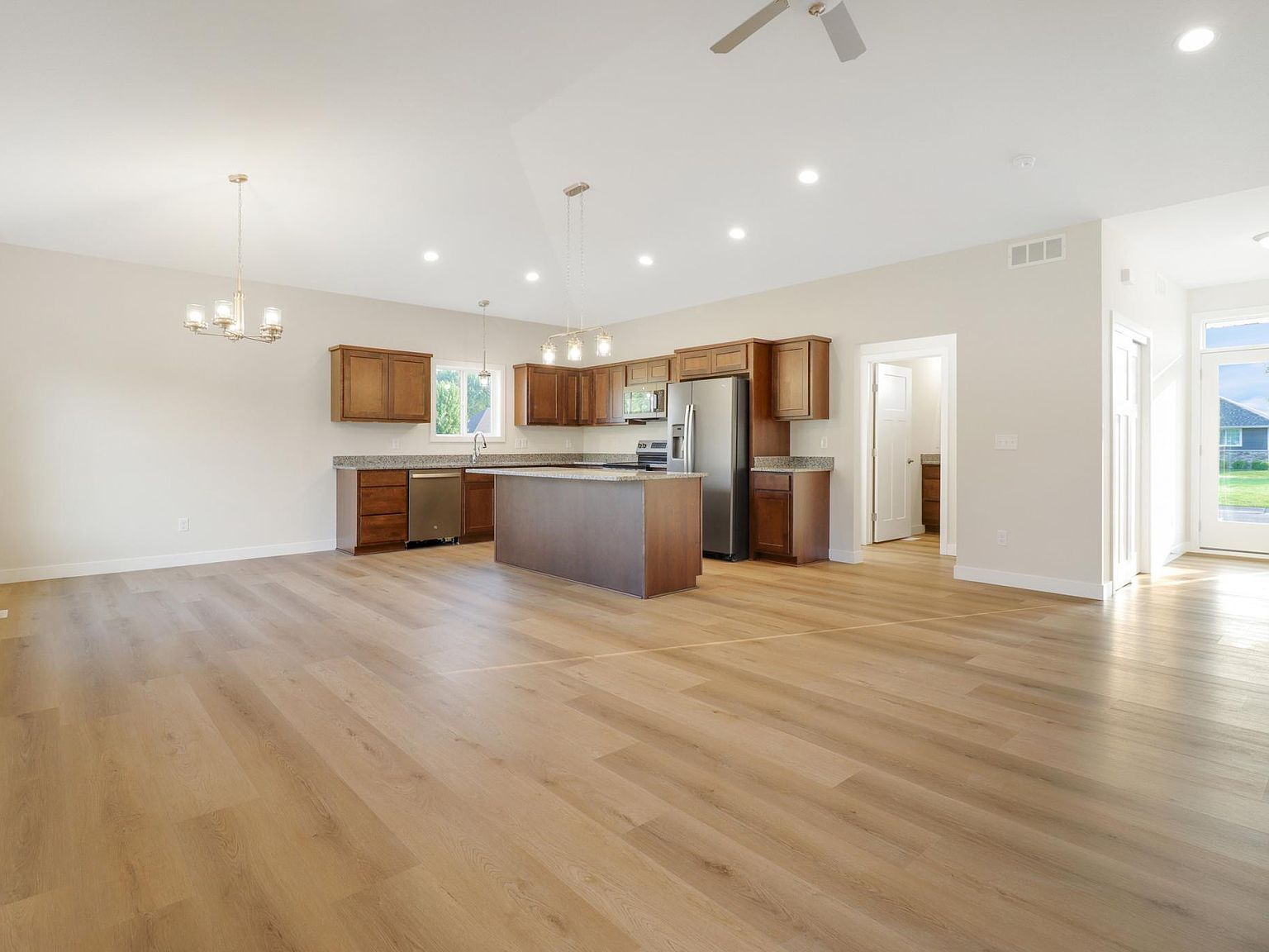 31079 Magnolia Ridge Way Lindstrom, MN 55045 - Thumbnail 5