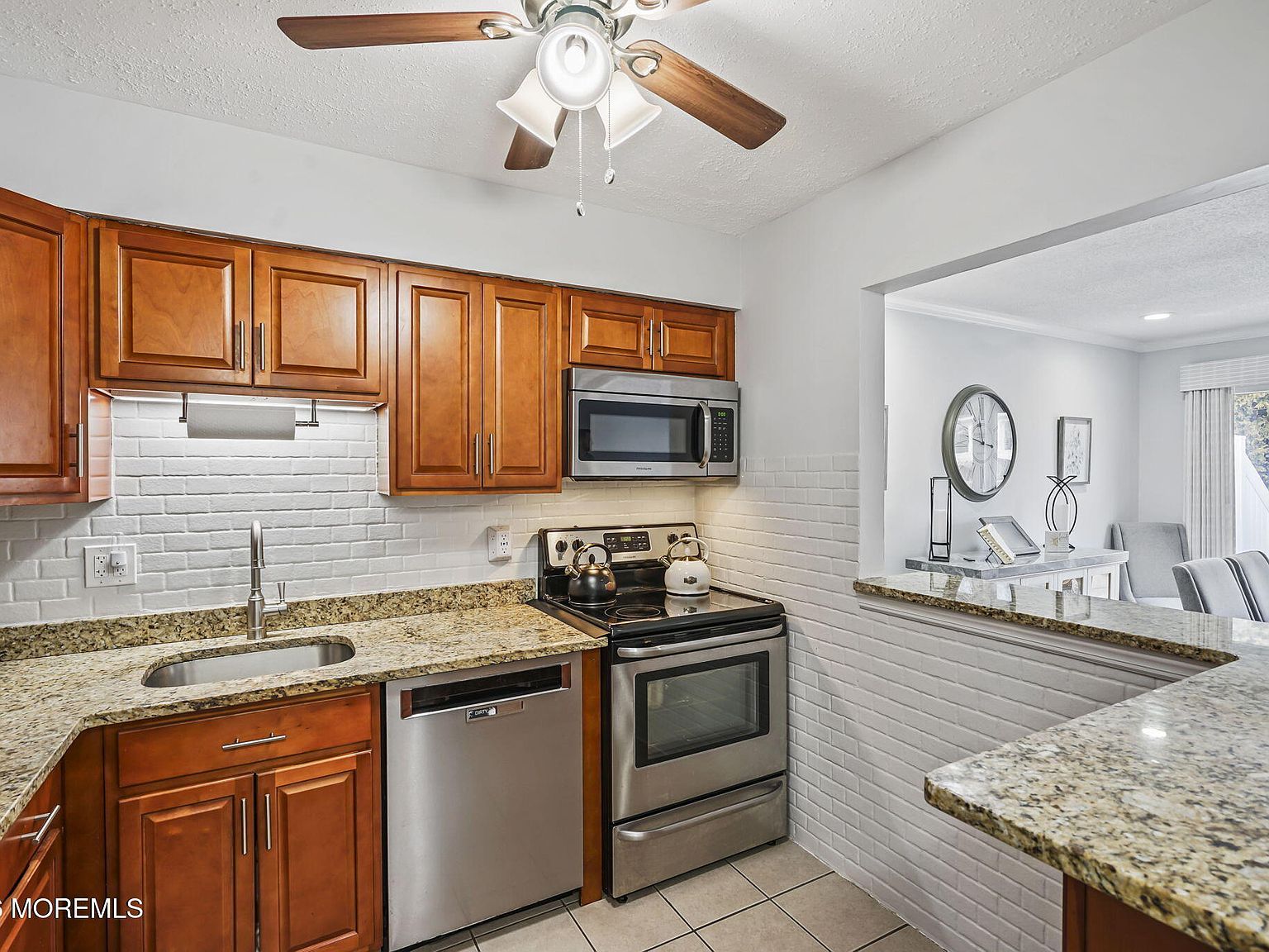 15 Greenwood Dr Freehold, NJ 07728 - Thumbnail 5