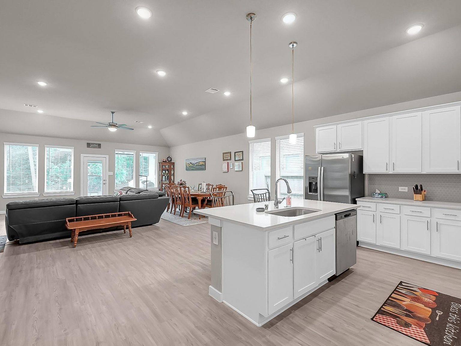 713 Ivory Creek Ct Willis, TX 77378 - Thumbnail 5