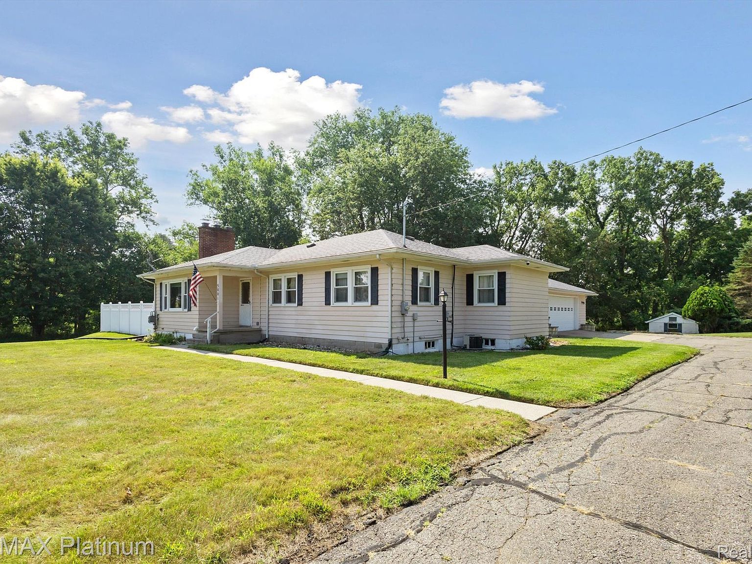 5001 Dexter Trl Stockbridge, MI 49285 - Thumbnail 5